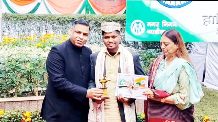 चंडीगढ़/ नगर निगम के गणतंत्र दिवस समारोह में नीतिश कुमार हुए सम्मानित