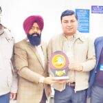 चंडीगढ़/ LIC में 28 वर्षों से उत्कृष्ट सेवा देने के लिए गणतंत्र दिवस के अवसर पर रितेश भाटिया हुए सम्मानित