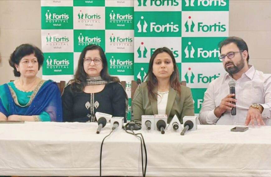 चंडीगढ़/ मोहाली के फोर्टिस हॉस्पिटल ने रचा चिकित्सा इतिहास : ट्रिपल स्वैप किडनी ट्रांसप्लांट से तीन मरीजों को मिला नया जीवन