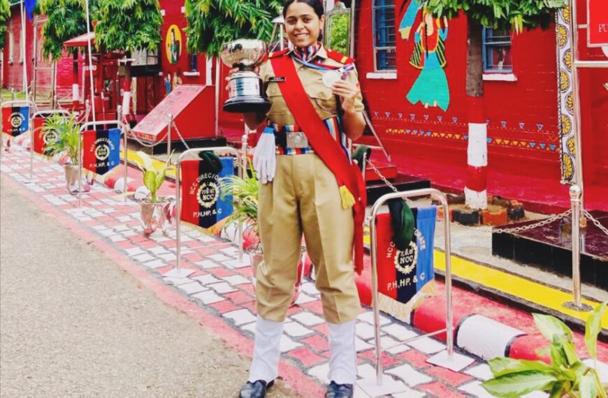 चंडीगढ़/ देव समाज कॉलेज फॉर वूमेन की एनसीसी कैडेट जसमनप्रीत कौर भारतीय वायु सेना में बनी फ्लाइंग ऑफिसर