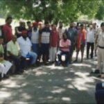 अररिया/ जिलाधिकारी एवं पुलिस अधीक्षक ने सीमावर्ती क्षेत्रों के सुरक्षा व्यवस्था का लिया जायजा : स्थानीय लोगों से किया संवाद