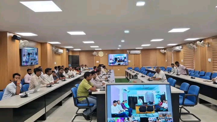 सुपौल/ पीएम सूर्य घर मुफ्त बिजली योजना को लेकर जिलाधिकारी ने की समीक्षा बैठक