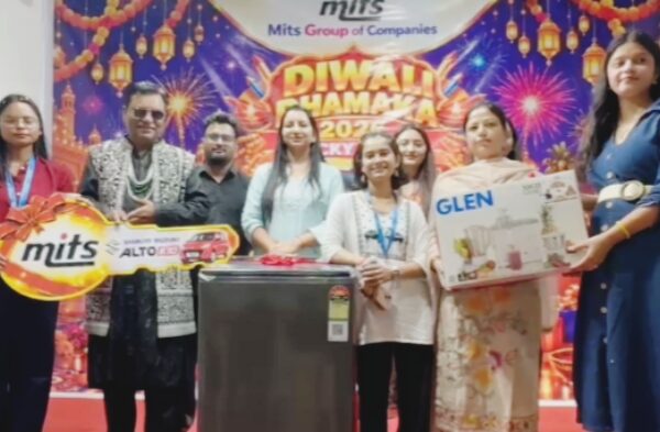 पंचकूला/ दिवाली के जश्न में एमके भाटिया के&hellip;