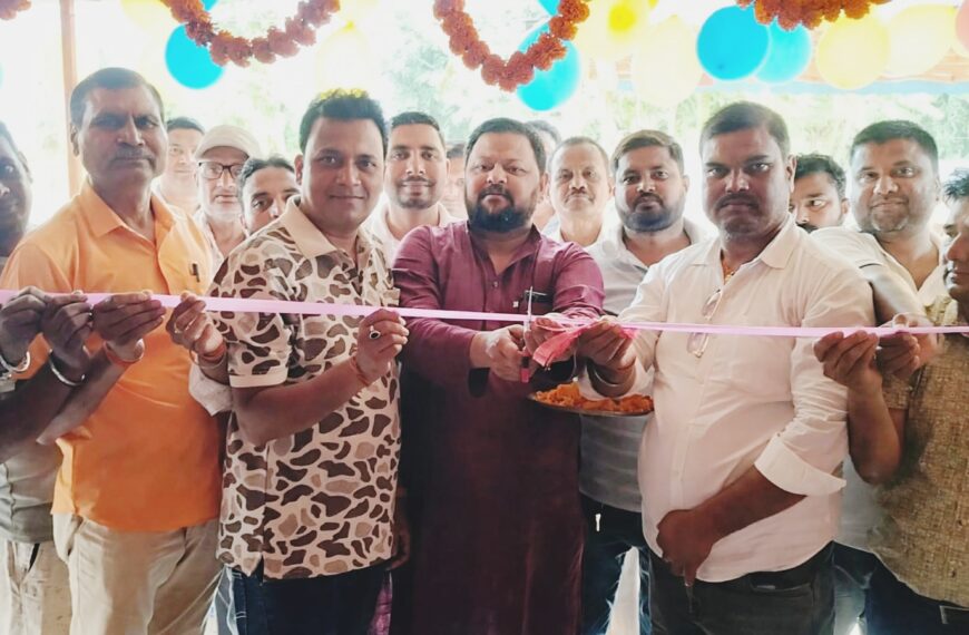 अररिया/ अब सिकटी में ही मिलेगी भवन निर्माण की हर जरूरी सामग्री, खुटहारा मोड़ पर PDJ इंफ्रास्ट्रक्चर ट्रेडर्स का हुआ शुभारंभ